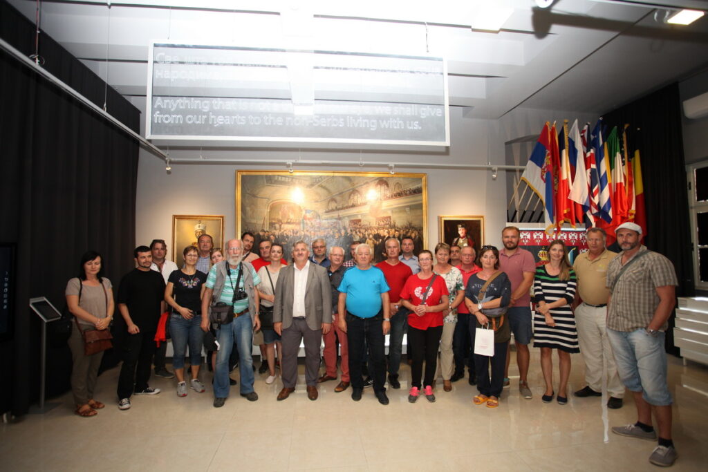 Председници општина и градоначелници из Словачке посетили Архив Војводине